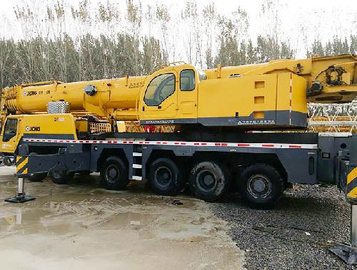 徐工50K型起重机