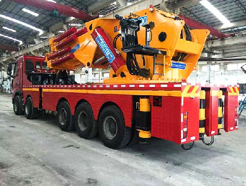 折臂吊重型起重机