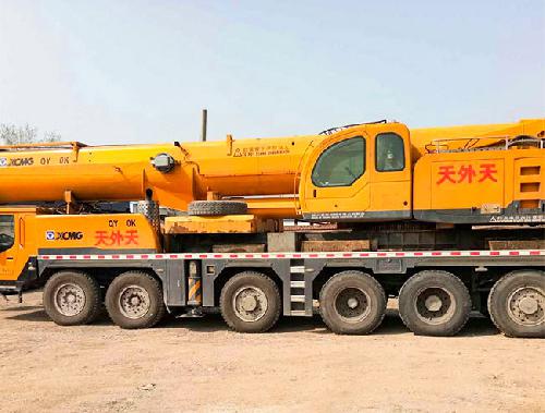 洛阳200吨大型折臂吊租赁